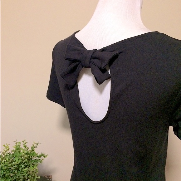 Ann Taylor Black Tie Back Tee <S> - Picture 1 of 7